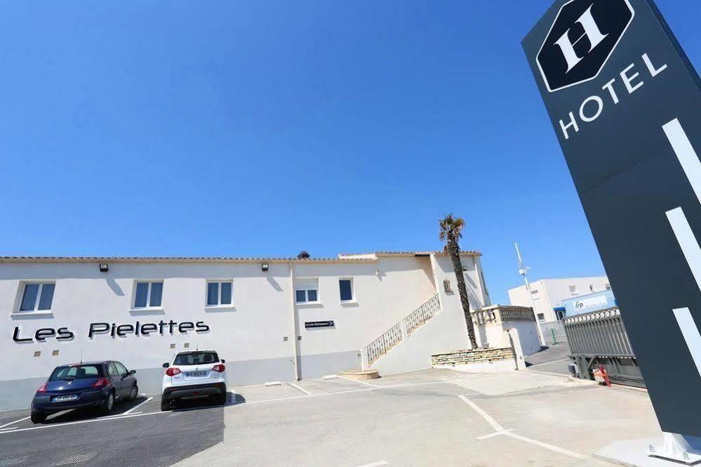 Hotel Restaurant Les Pielettes Le Rove エクステリア 写真